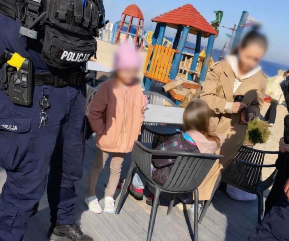 6-latka zniknęła ojcu z oczu podczas spaceru nad morzem. Dziewczynkę odnaleziono 1,5 km dalej