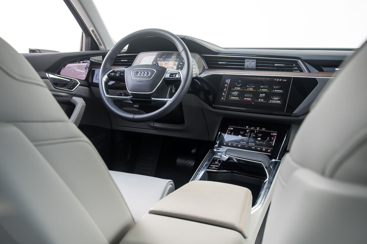 Audi e-tron 55 quattro