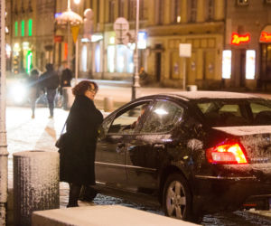 PiS pije, limuzyny czekają