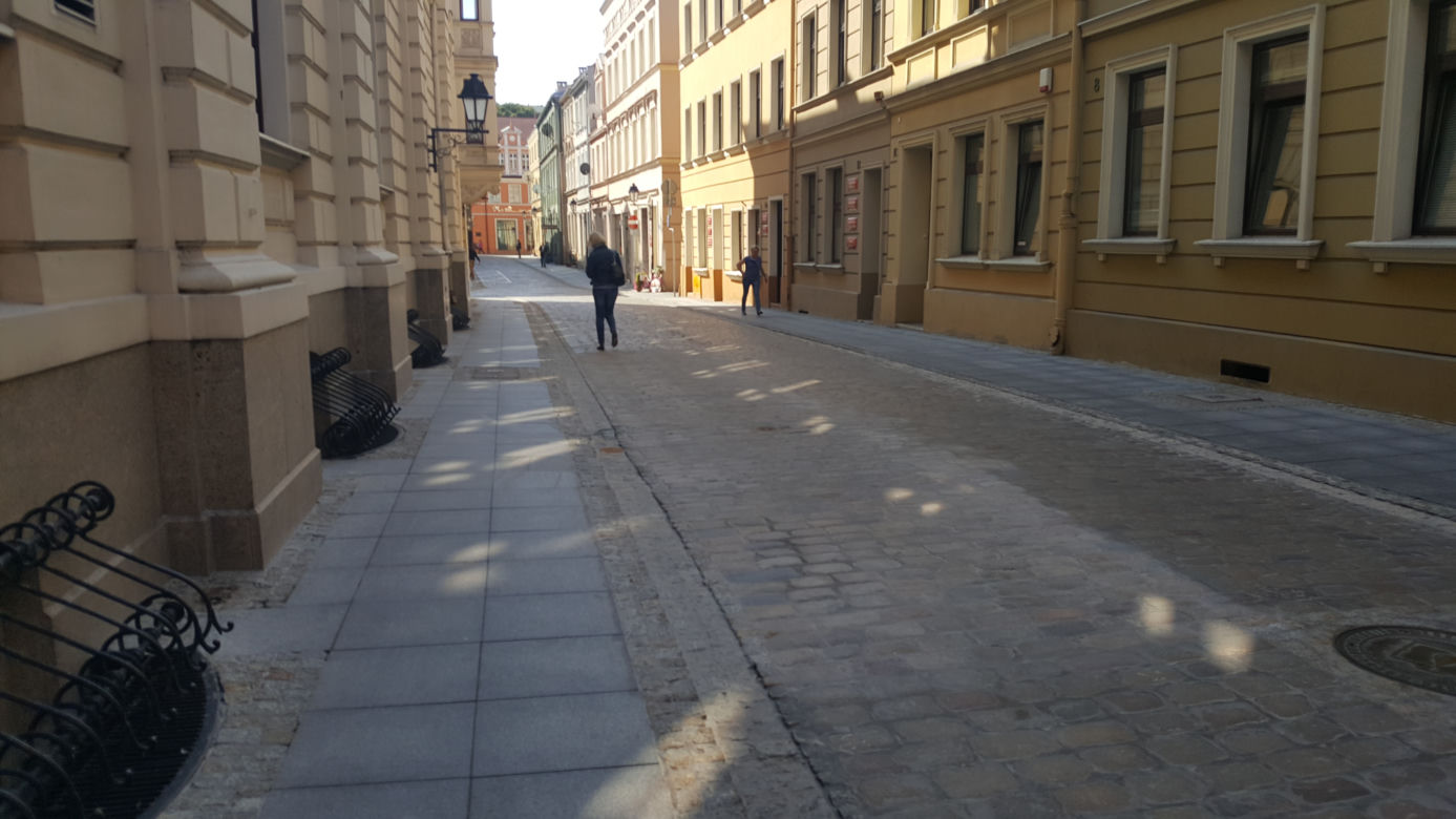Nowa organizacja ruchu w centrum Bydgoszczy. Służby ratunkowe mają specjalne klucze