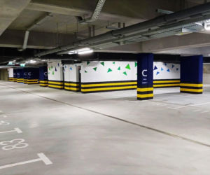 Pusty parking w Kwartale 36