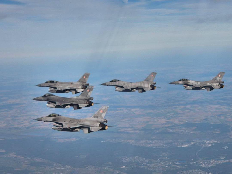 Polskie samoloty F-16
