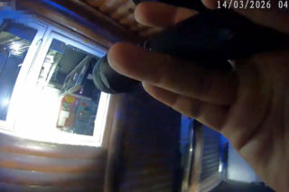 Włamywacz z Torunia zatrzymany na gorącym uczynku. Policja pokazała szczegóły akcji