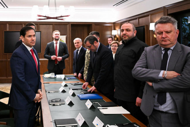 Rozmowy amerykańsko-ukraińskie na Florydzie nic nie dały? "Wiele do zrobienia"