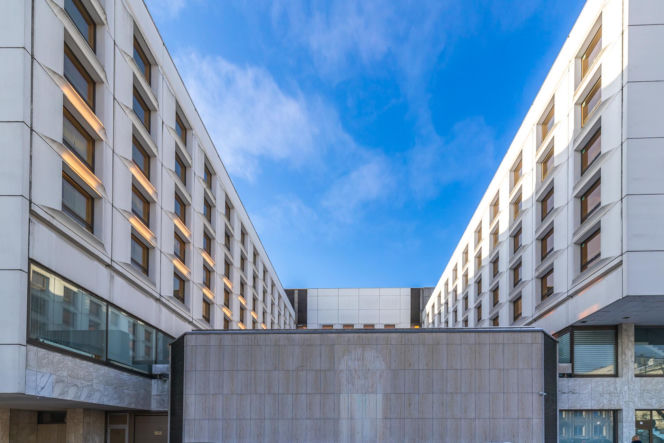 Hotel Sofitel (dawny Hotel Victoria) przy Placu Piłsudskiego w Warszawie