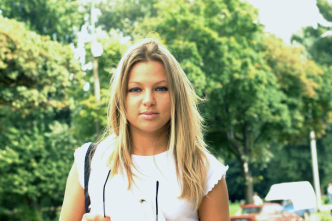 - Katarzyna Bujakiewicz przez lata grała w "Na dobre i na złe". Tak wyglądała na początku swojej przygody z serialem