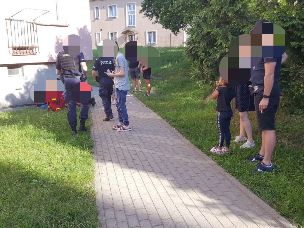 Sześciolatek wypadł z okna