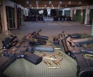 Odwiedź strzelnicę C4 Guns