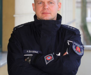 Policja kosi prawa