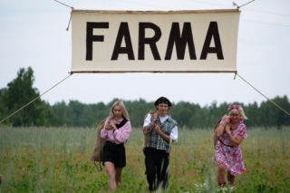 Walka o szopę rozgrzeje farmę do czerwoności! Nikt nie chce tam spać