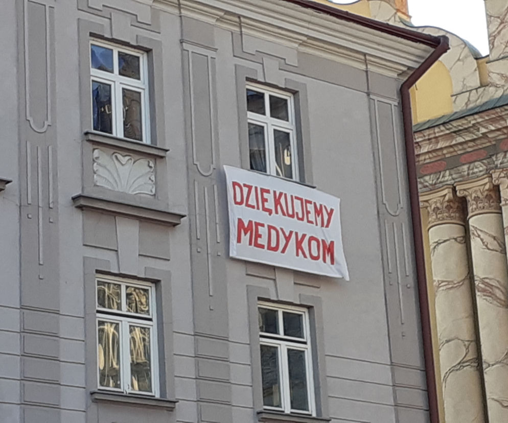 Przemyślanie dziękują medykom