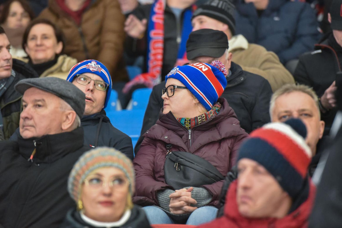 KH Energa Toruń - JKH GKS Jastrzębie, zdjęcia kibiców i hokeistów z lodowiska Tor Tor