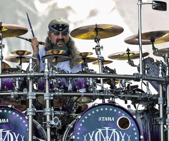 Mike Portnoy o tym, dlaczego Dream Theater nigdy nie zaufa AI. Dla nas to rzecz święta 