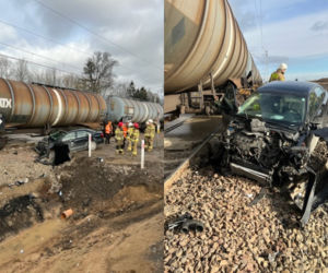 Podlaskiem. Volkswagen zderzył się z pociągiem towarowym