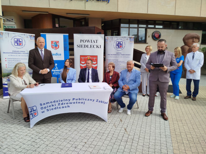 Powiat Siedlecki sfinansuje zakup nowych łóżek dla szpitala pw. NMP