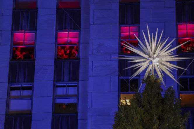Legendarna choinka w Rockefeller Center już świeci