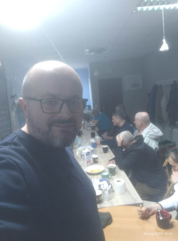 Marcin Gryga i Toruńska Fundacja Rozwoju "Wszystko Jest Możliwe" ratują życie uzależnionym i bezdomnym