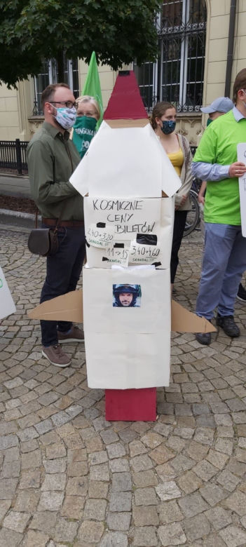 Protest przeciwko podwyżce cen biletów w MPK Wrocław
