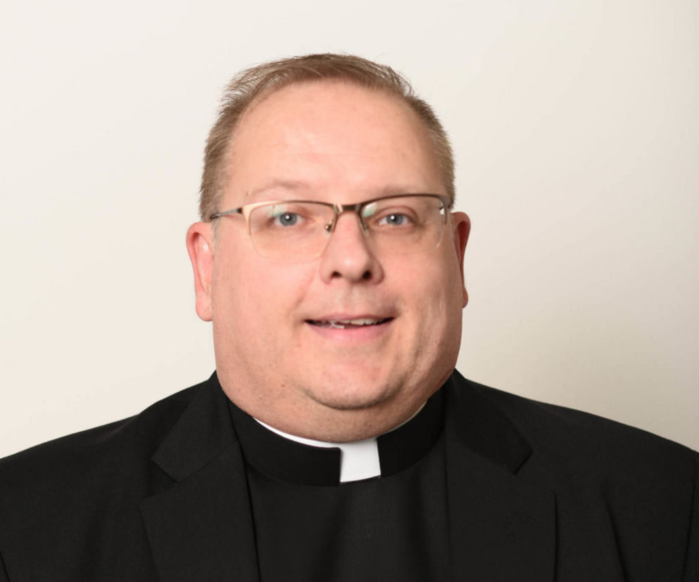 Usunęli księdza za molestowanie