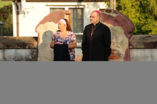 Ranczo 9 sezon odc. 117. Michałowa (Marta Lipińska), biskup Kozioł (Cezary Żak)