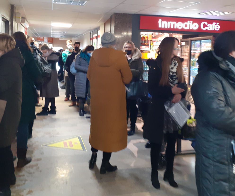 Szczepienia bez reżimu sanitarnego w lubelskim szpitalu. Będą kontrole [AUDIO]