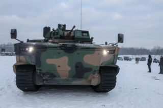 „Potwór z Tarnowa” i roje dronów. Rząd przygląda się przyszłości polskiej armii w Zielonce