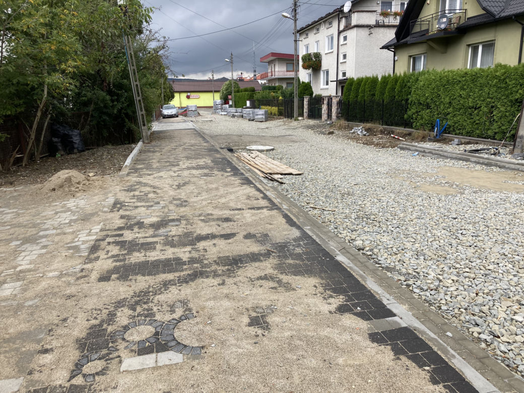 Remont ulic: Młodzieżowej i Racławickiej