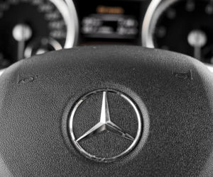 Mercedes-Benz G500