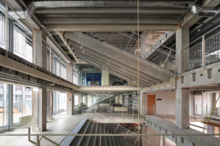 Zamiast czynszu obowiązuje tu zasada członkostwa. Przebudowa budynku fabrycznego od początku miała być eksperymentem