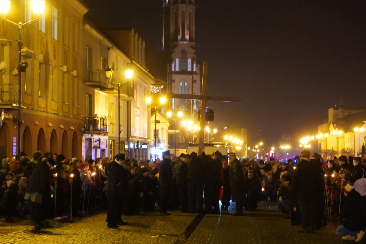 Miejska Droga Krzyżowa w Białymstoku 2024 [ZDJĘCIA]