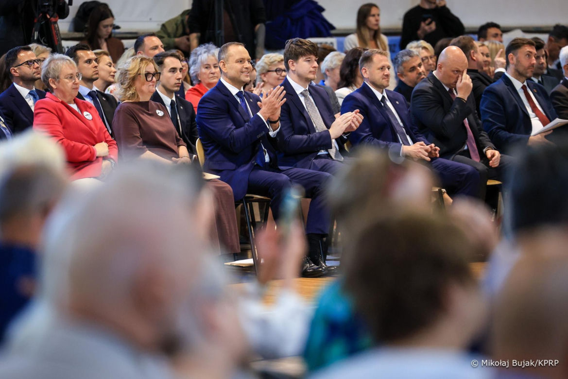 Nawrocki odwiedził swoje LO