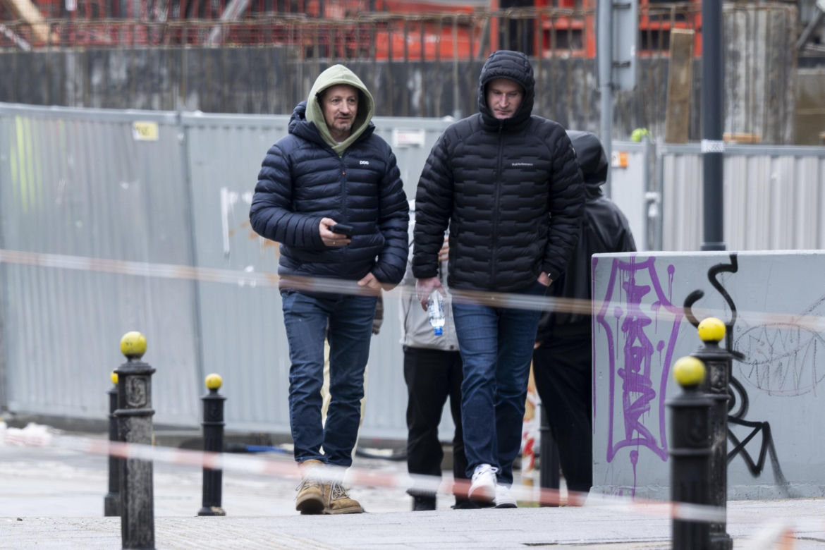 Adam Małysz z przyjacielem na kawie po spotkaniu z Prezydentem
