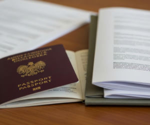 Procedura unieważnienia paszportów i zarzuty dla Zbigniewa Ziobry