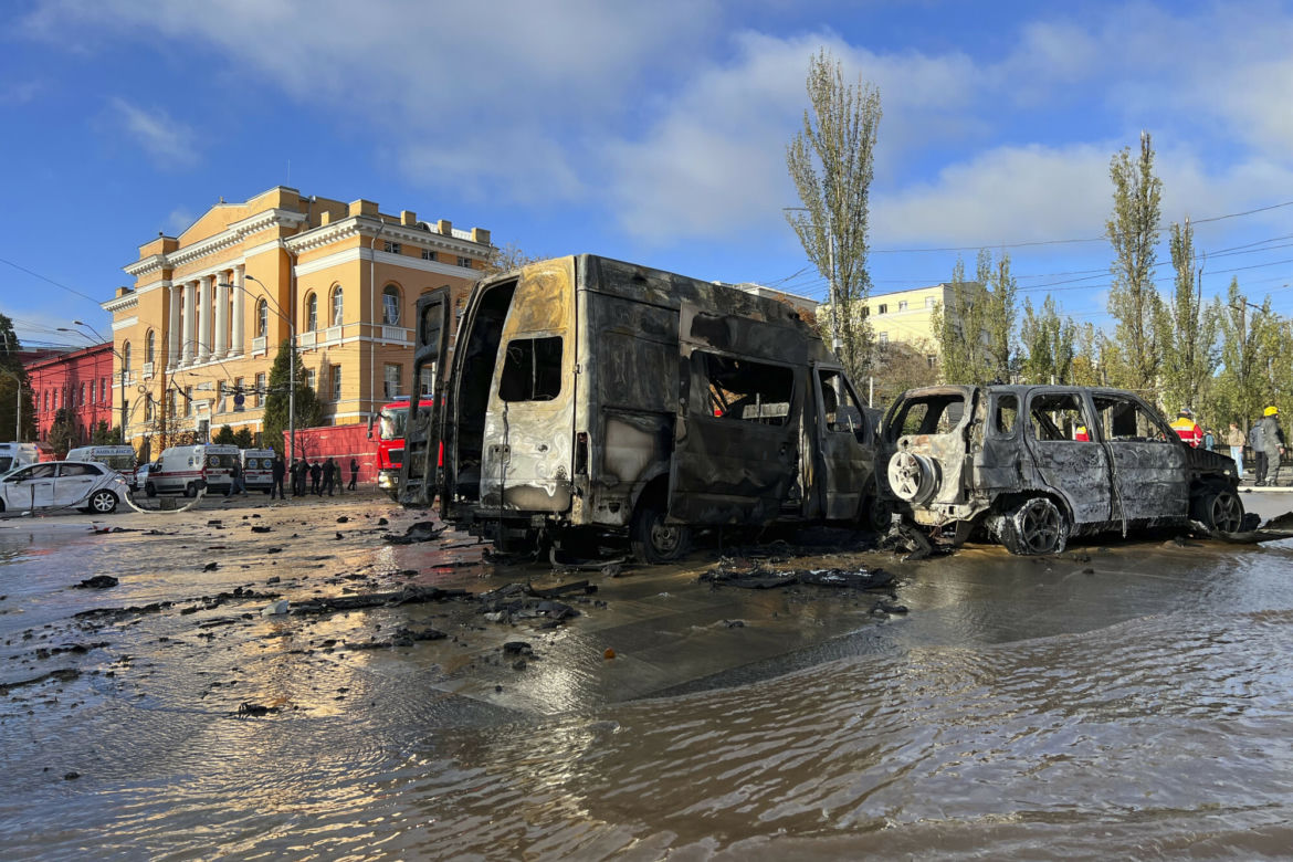 Skutki rosyjskiego ostrzału z 10.10.2022
