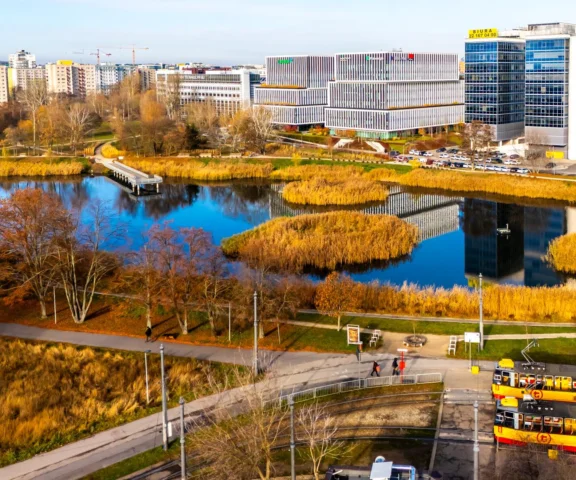 To najpiękniejsza pętla w Warszawie? Dziś zachwyca