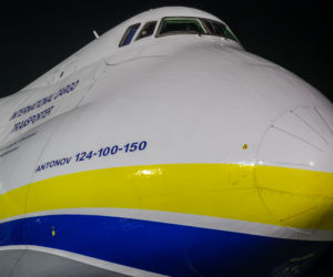 Olbrzymi Rusłan Antonow An124 znowu wylądował na lotnisku w Pyrzowicach. Co było na pokładzie? [ZDJĘCIA]