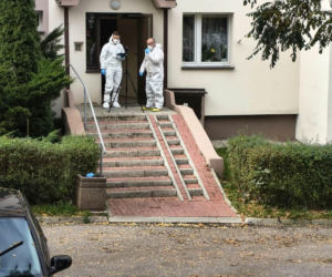 Kielce. Cztery ciała w jednym bloku. Prokuratura bada hipotezę samobójstwa rozszerzonego