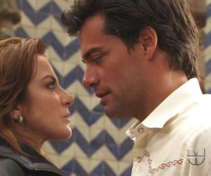 Nieposkromiona miłość odc. 27. Camila ( Silvia Navarro), Daniel (Cristian de la Fuente)