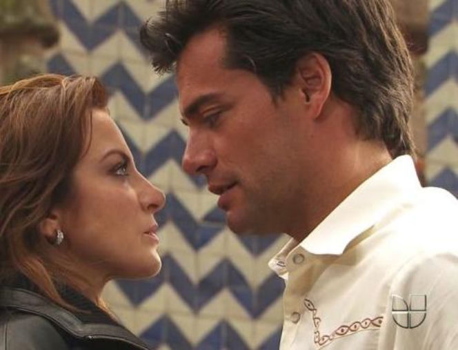 Nieposkromiona miłość odc. 27. Camila ( Silvia Navarro), Daniel (Cristian de la Fuente)