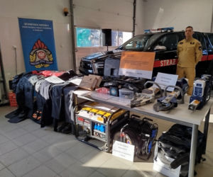 Nowy sprzęt trafi do strażaków z Siedlec, Łosic, Makowa Mazowieckiego, Ostrołęki, Ostrowi Mazowieckiej, Pułtuska, Sokołowa Podlaskiego, Węgrowa i Wyszkowa