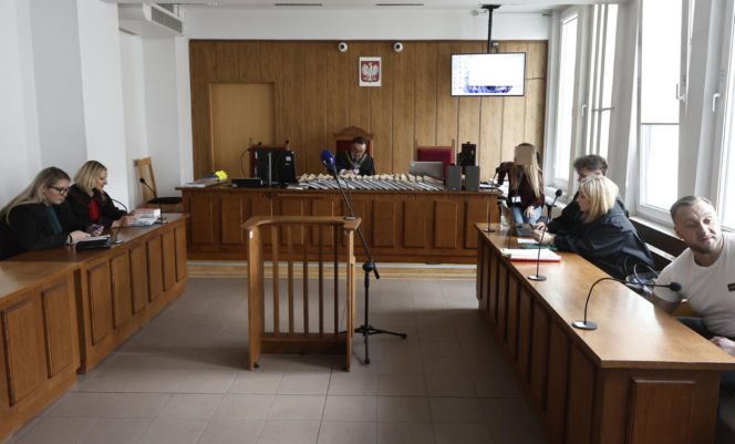 „Zamówili dwie butelki wódki i lemoniadę”. Kelner ujawnia, co działo się przed tragedią na Trasie Łazienkowskiej