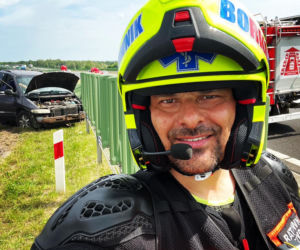 Borkoś miał wypadek! Znany ratownik medyczny walczy o życie