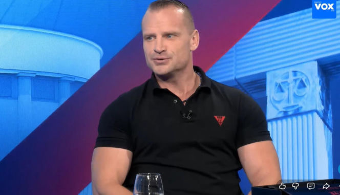Co robić, gdy staniesz oko w oko z nożownikiem? Były oficer GROM ostrzega: „Nie zgry…
