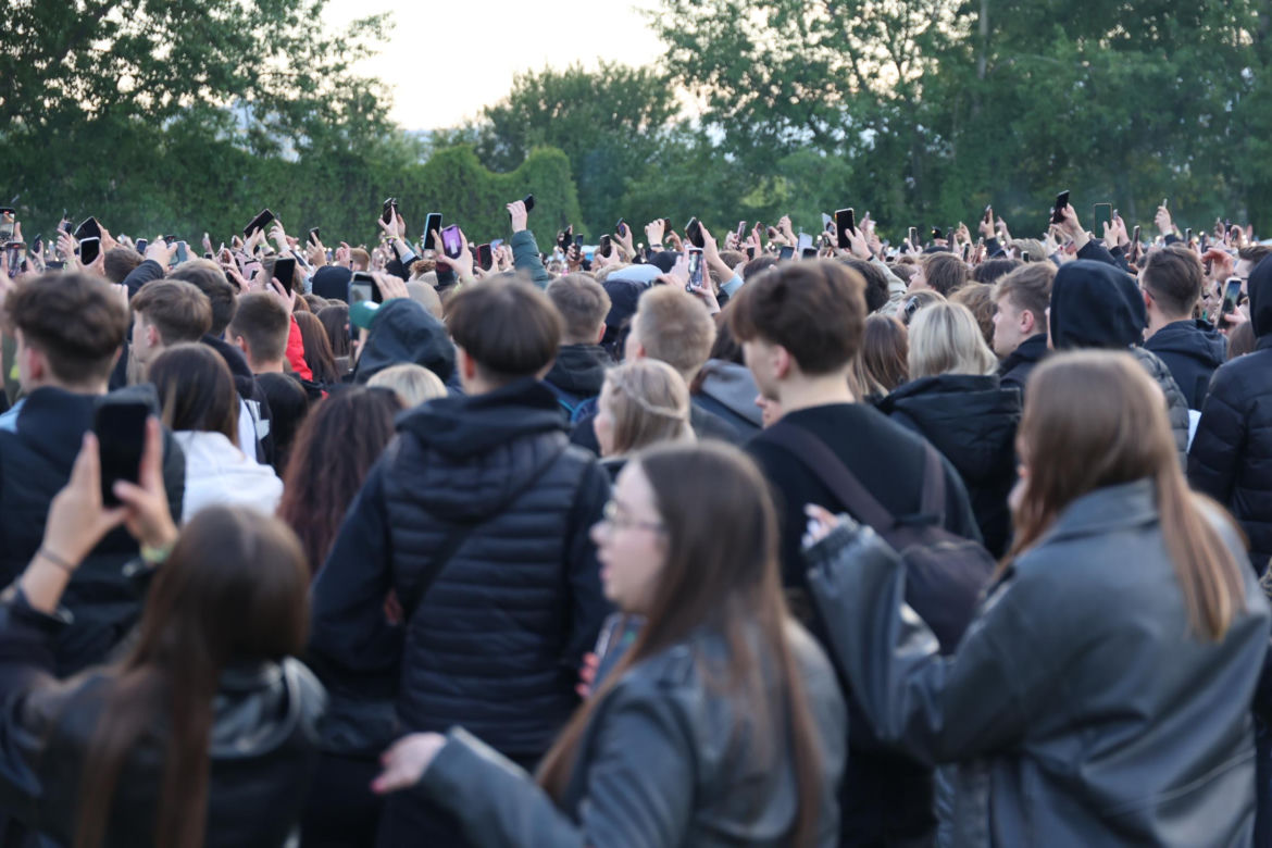 Tłum studentów bawił się pierwszego dnia Juwenaliów Politechniki Lubelskiej 2025