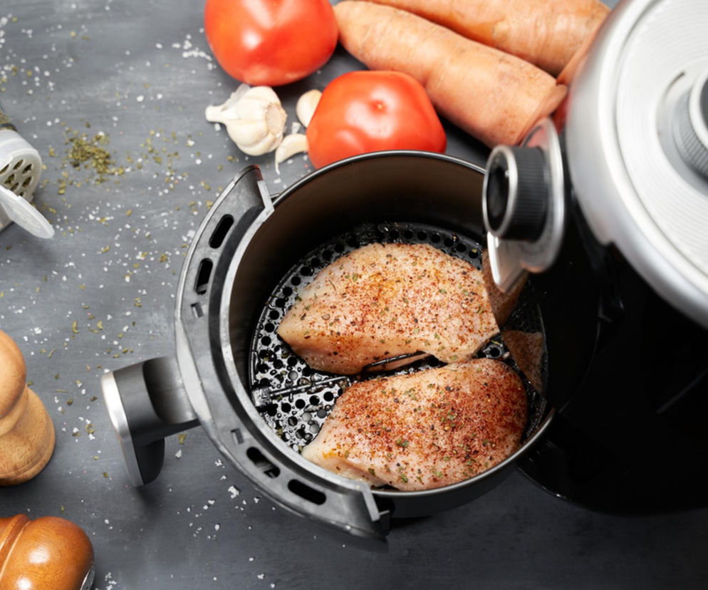 Ten cytrynowo-ziołowy kurczak po grecku zachwyci każdego. Robię go w air fryerze