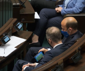Podczas posiedzenia Sejmu posłowie oglądali mecz Polska - Szwecja