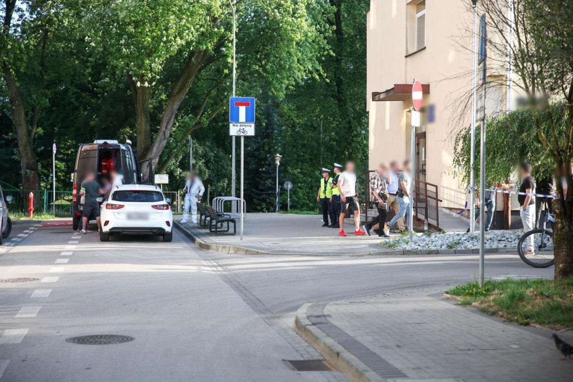 Cztery ciała w mieszkaniu! Wśród zmarłych zaledwie 8-dniowe dziecko