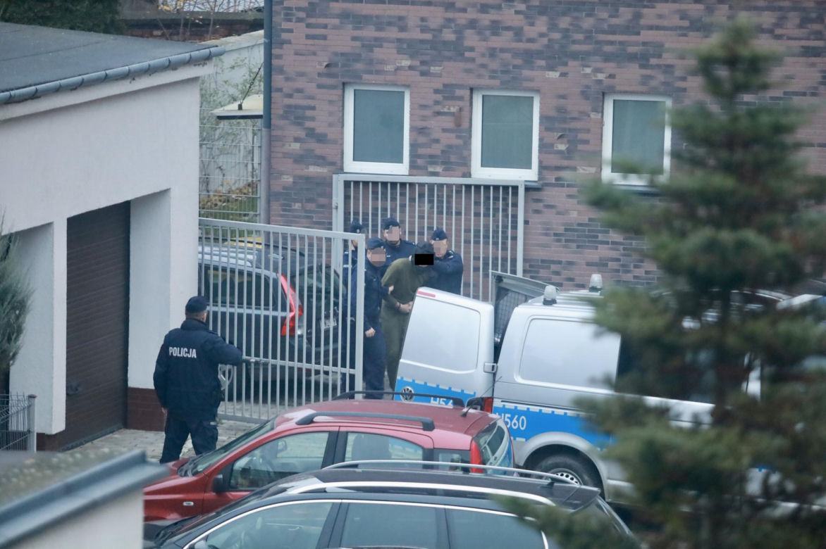 Obciął siostrze głowę. Przyznał się do zabójstwa i złożył wyjaśnienia. Grozi mu dożywocie