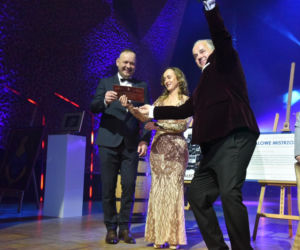 XIV Marszałkowski Bal Dobroczynny w CKK Jordanki. Koncert Kuby Badacha i licytacje