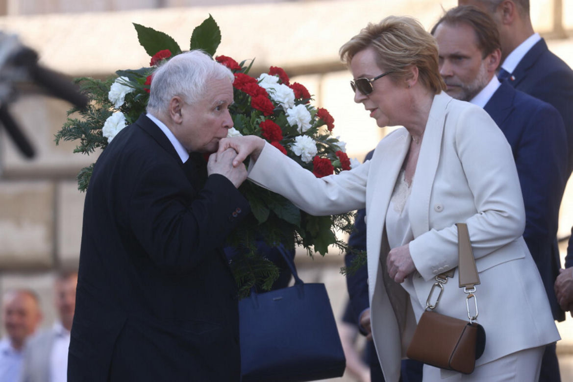 Na Wawelu msza w 73. rocznicę urodzin Lecha Kaczyńskiego
